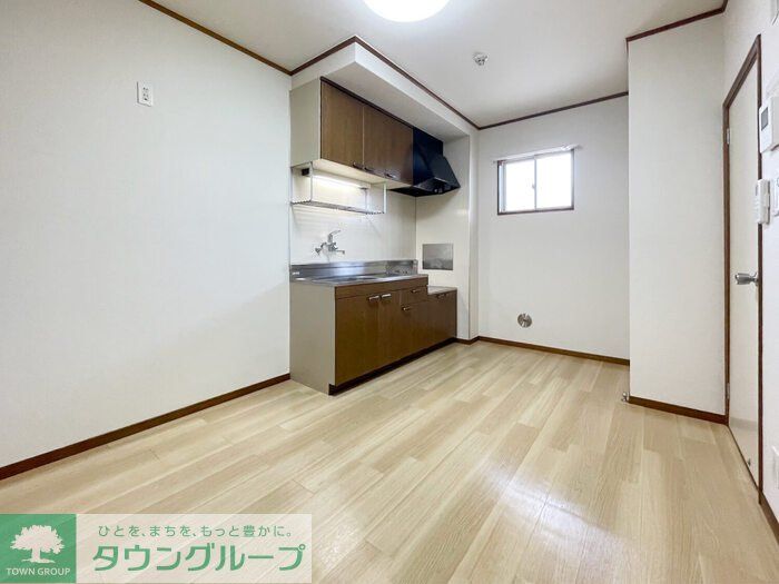 居室・リビング　お問合せはタウンハウジングまで！※現地待合わせ相談可能