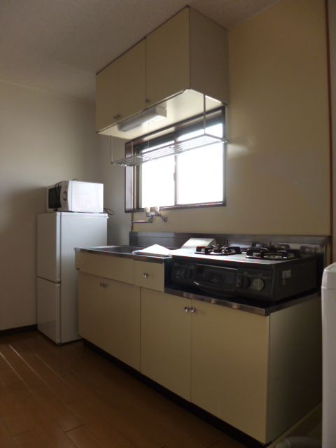 キッチン　明るいキッチン