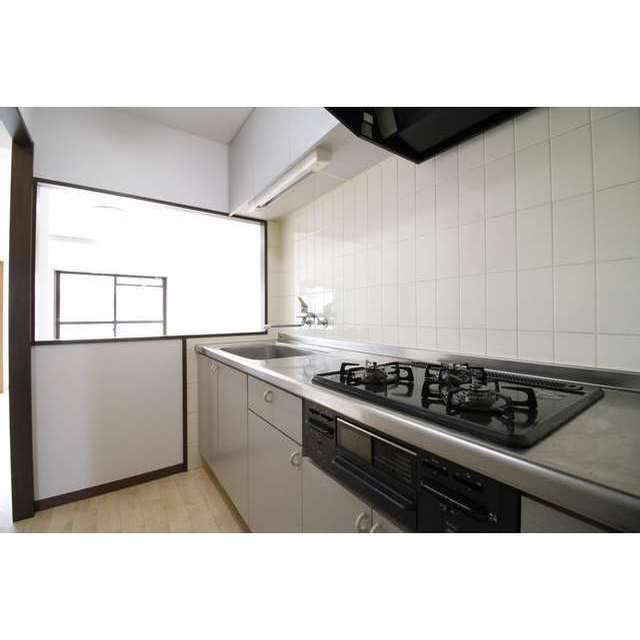 キッチン　※同間取２０４号室です。