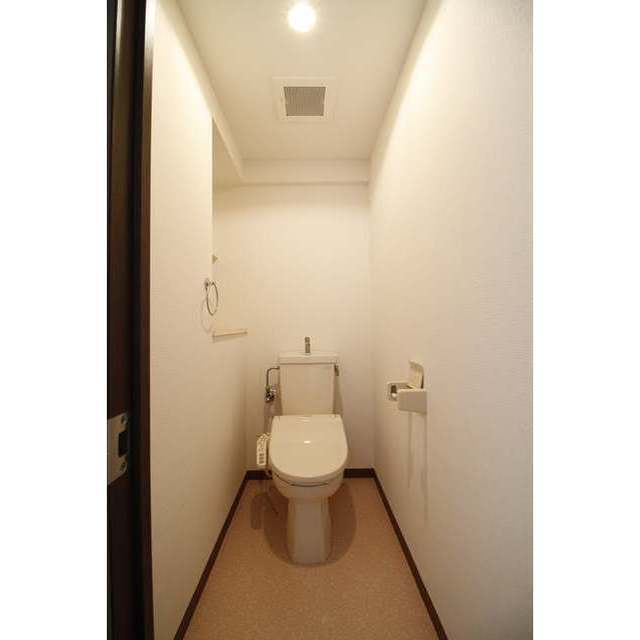 トイレ　※同間取２０４号室です。