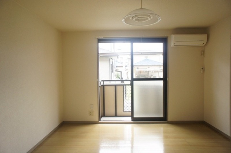 居室・リビング　図面と現状に相違がある場合には現状を優先