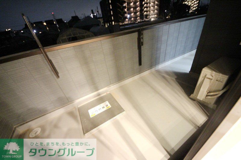 バルコニー　バルコニー