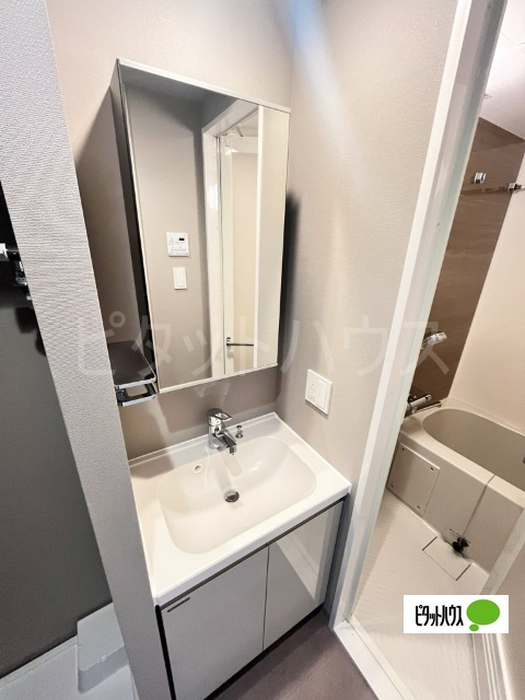 洗面設備　独立洗面台