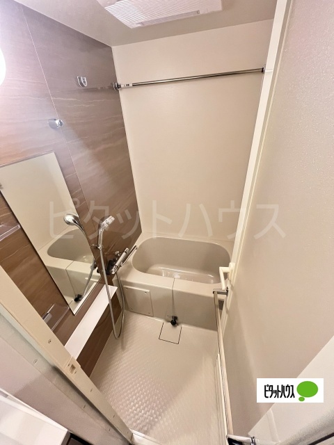 バス・シャワールーム　バスルーム