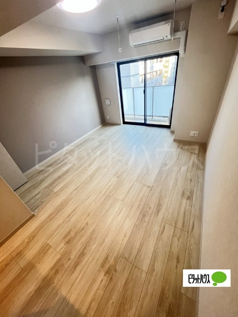 居室・リビング　洋室６．７帖です！