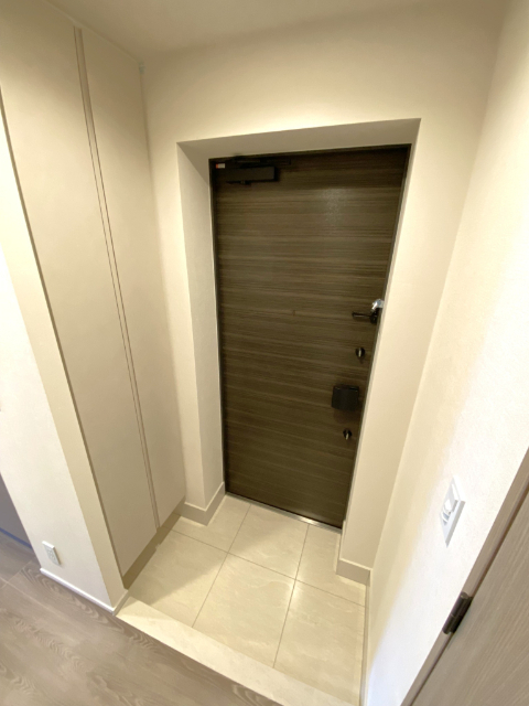 玄関　同タイプ別室参考写真