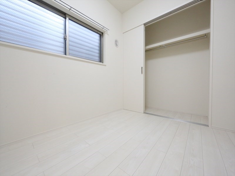 その他部屋・スペース　洋室3.7帖　クローゼット付（収納充実してます）