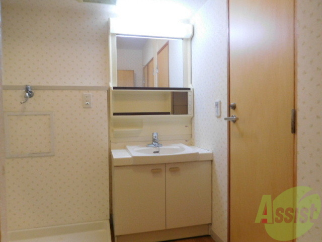 洗面設備　洗面台独立です