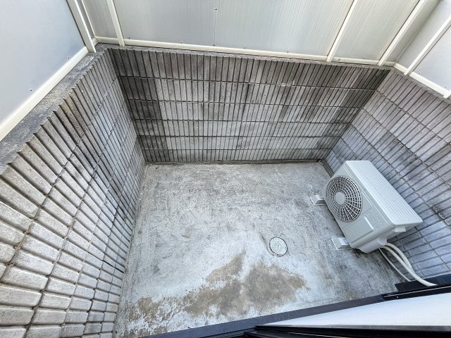 バルコニー　バルコニー付きです