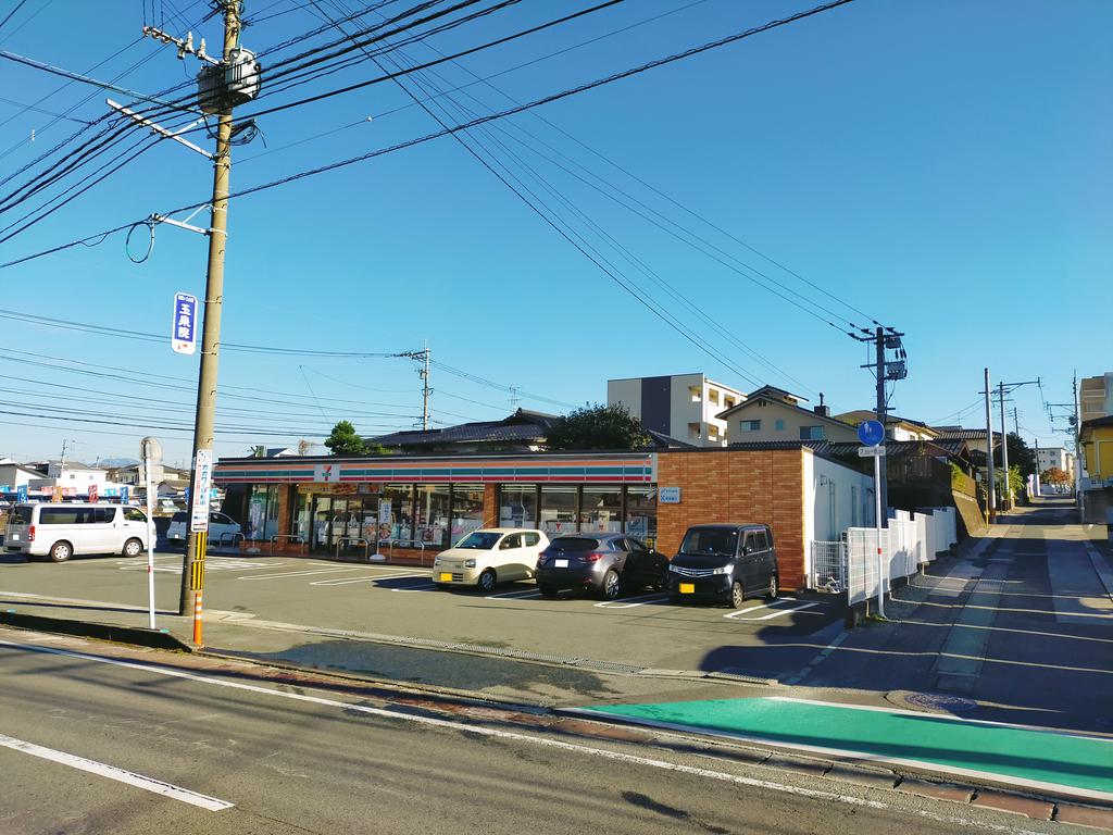 コンビニ　セブンイレブン熊本合志店（コンビニ）まで678m