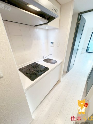 キッチン　「ただの部屋探しじゃない。“あなたの暮らし”探しです。」