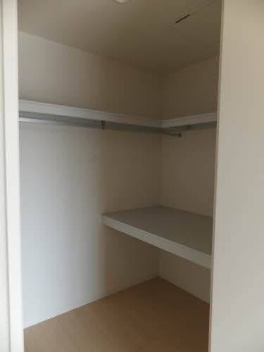 収納　洋室ウォークインクローゼット