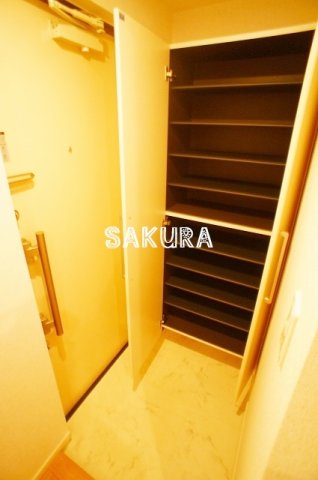 玄関　大容量のシューズボックス♪