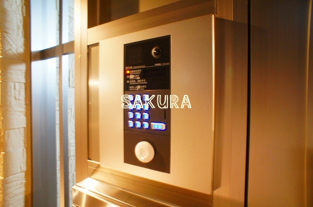 セキュリティ　安心のモニター付きオートロック♪