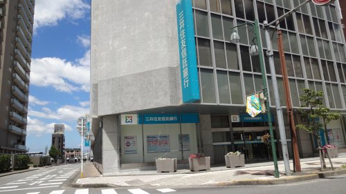 銀行　三井住友信託銀行岡崎支店（銀行）まで1004m