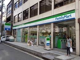 コンビニ　ファミリーマート南船場一丁目店（コンビニ）まで345m