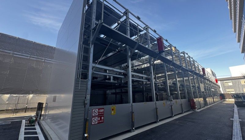 駐車場　駐車場があるので、車を買う予定の方も安心です