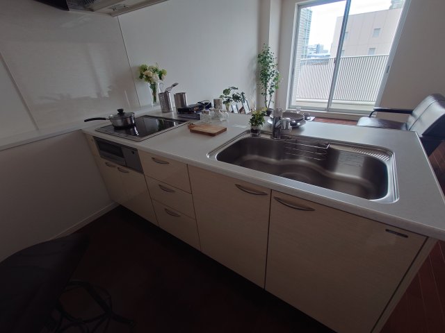 キッチン　同物件別号室の写真です。