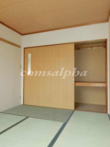 収納　サンクレストB　押入