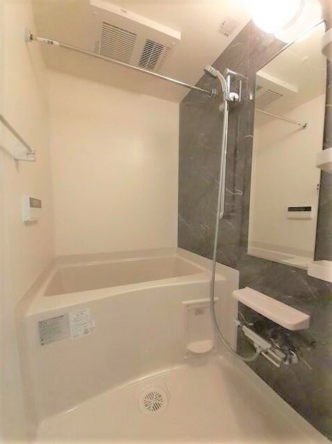 バス・シャワールーム　★追い焚き、浴室乾燥機付き★