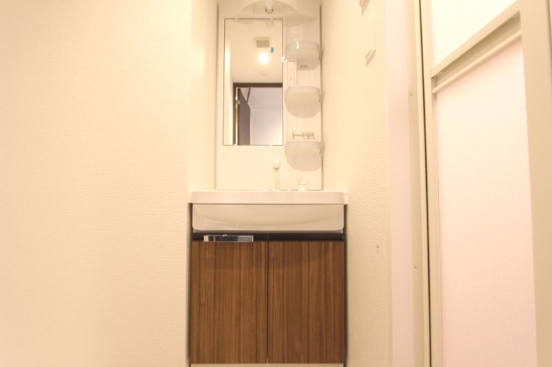 洗面設備　シャンプードレッサー洗面台