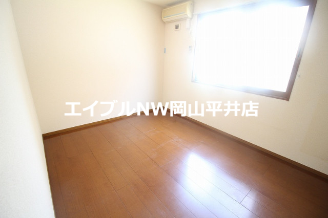 その他部屋・スペース　寝室