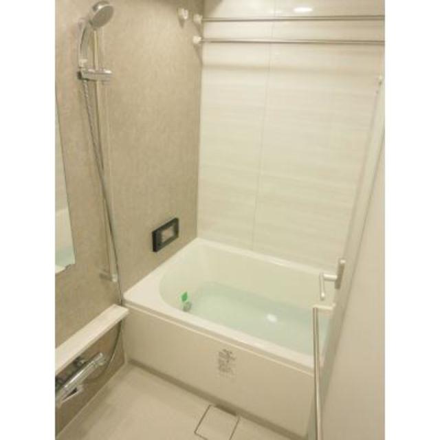 バス・シャワールーム　※写真は同タイプ住戸です。