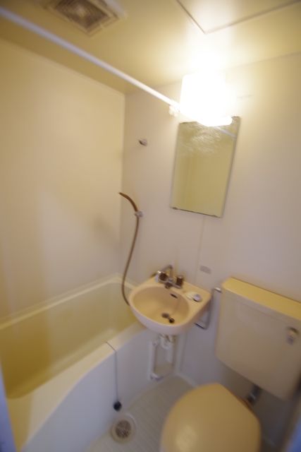 バス・シャワールーム　★見学希望等はタウンハウジング中央林間店までお気軽に♪★