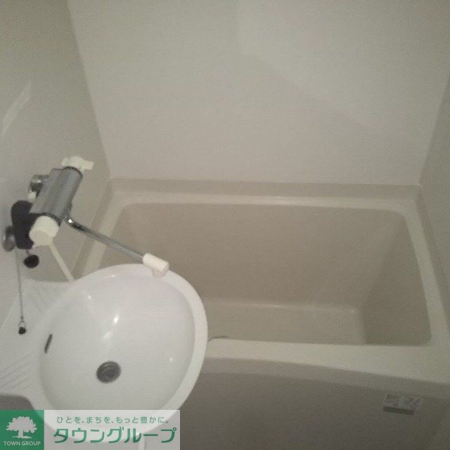 バス・シャワールーム　混合水栓で温度調節が簡単！