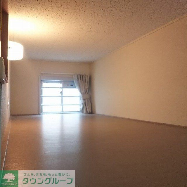 その他　小窓付きの快適なロフト空間♪