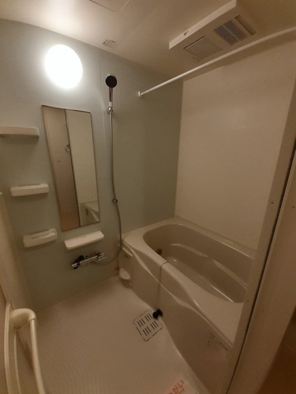 バス・シャワールーム　図面と現状に相違がある場合には現状を優先