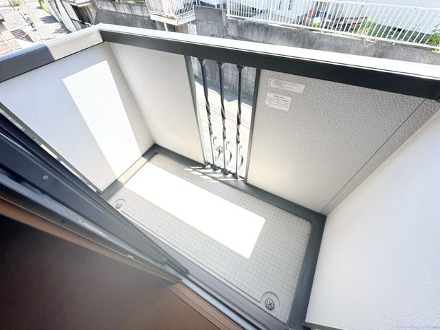 バルコニー　バルコニー