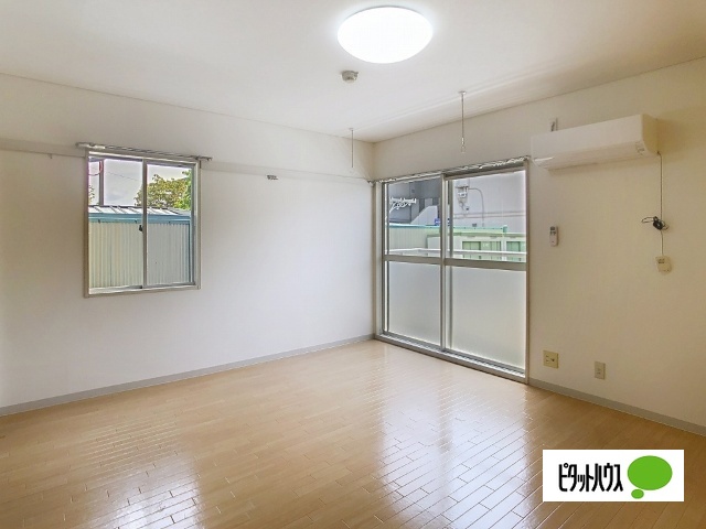 居室・リビング　１０１の写真