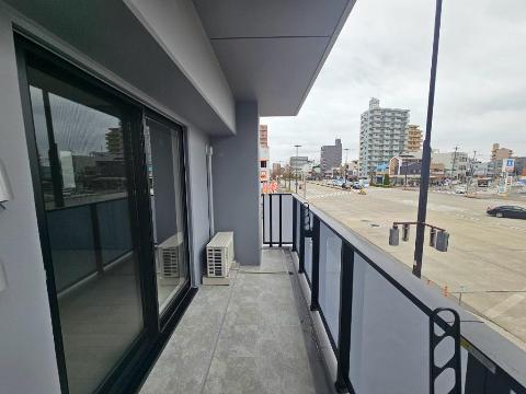 バルコニー　ベランダ