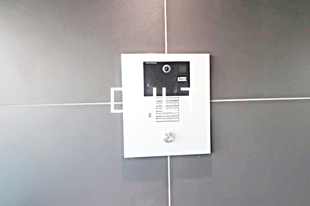 セキュリティ　モニター付きインターホンです。