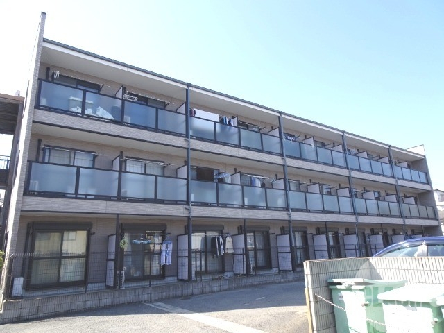 建物外観　住環境良好です♪