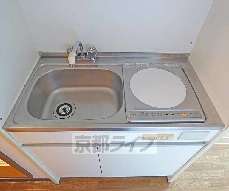 キッチン　キッチンです。