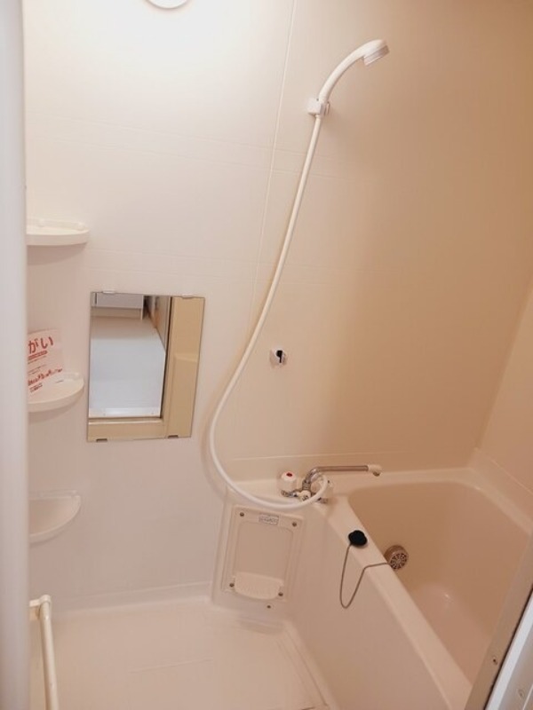 バス・シャワールーム　図面と現状に相違がある場合には現状を優先