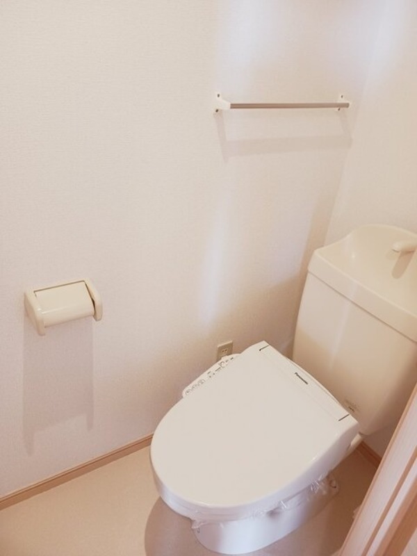 トイレ　図面と現状に相違がある場合には現状を優先