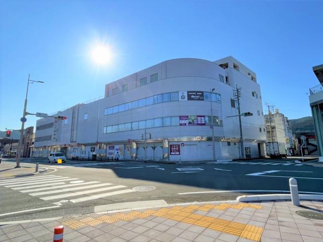 ショッピングセンター　山形屋食選館（ショッピングセンター）まで430m