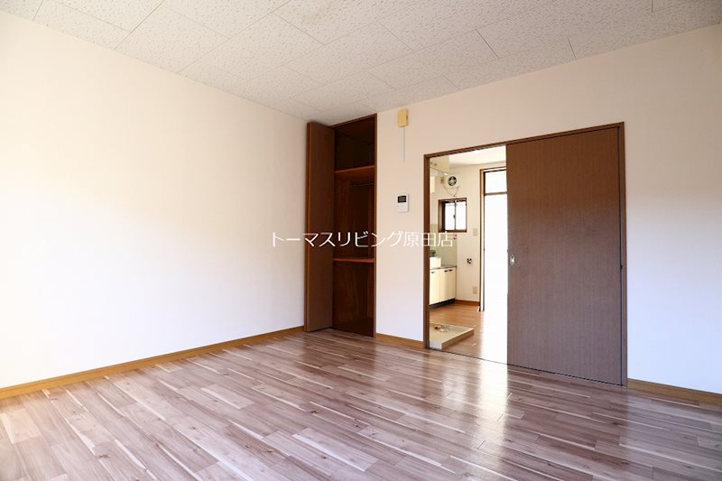 居室・リビング　206号室写真