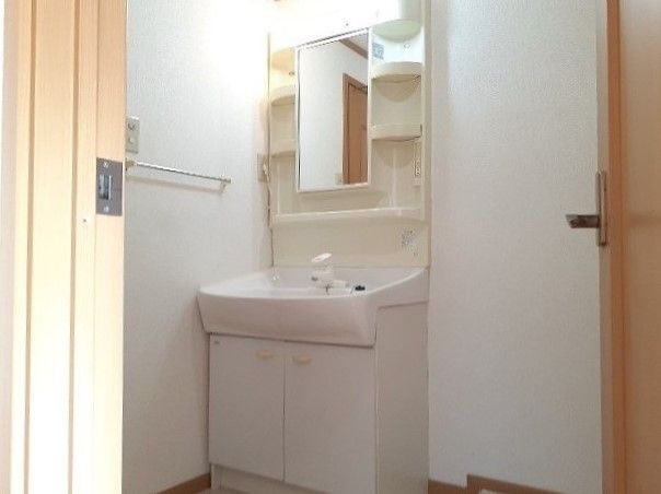 洗面設備　洗面所です