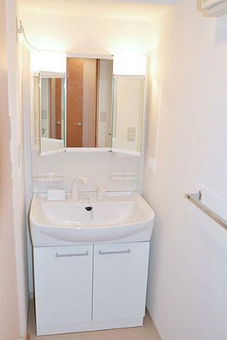 洗面設備　★収納付き、独立洗面台★