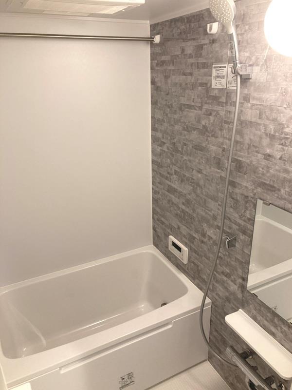 バス・シャワールーム　※別部屋の参考写真です。