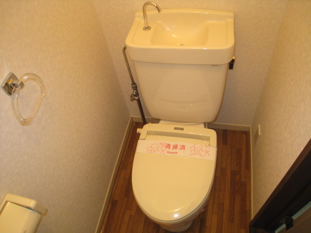 トイレ　暖房便座付き★