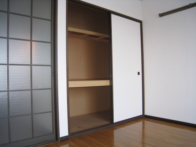 収納　洋室の収納★