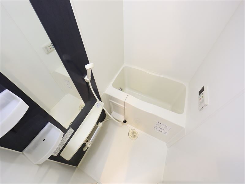 バス・シャワールーム　バスルーム　追い炊き機能付き