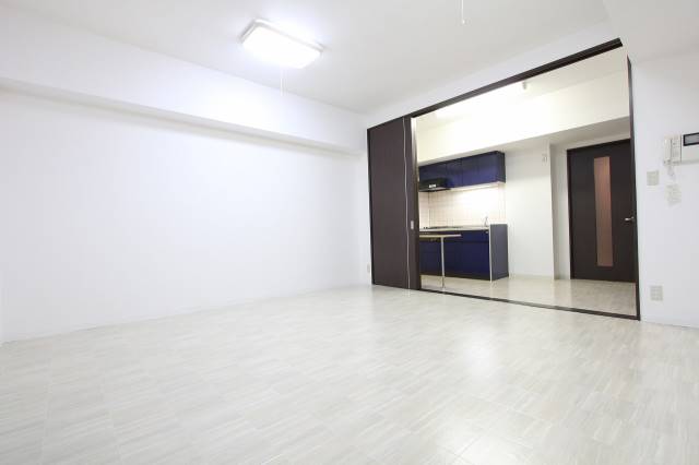 居室・リビング　広々した空間です。