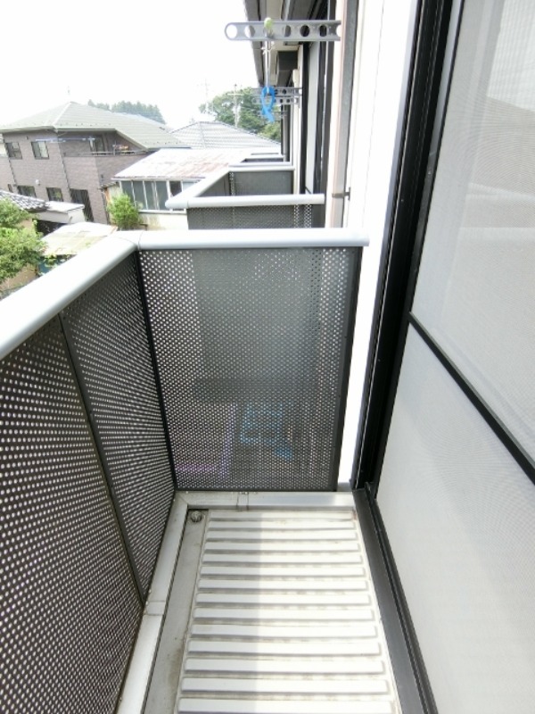 バルコニー　図面と現状に相違がある場合には現状を優先