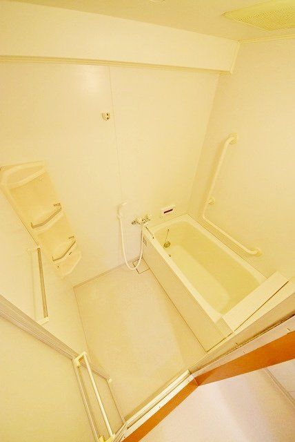 バス・シャワールーム　★★疲れが取れるお風呂★★